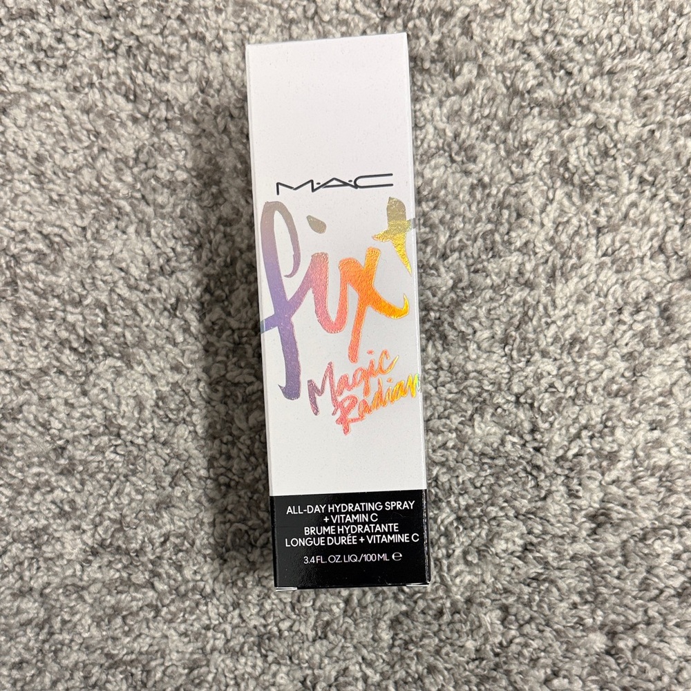 MAC Fix+ Magic Radiance Hydrating Spray